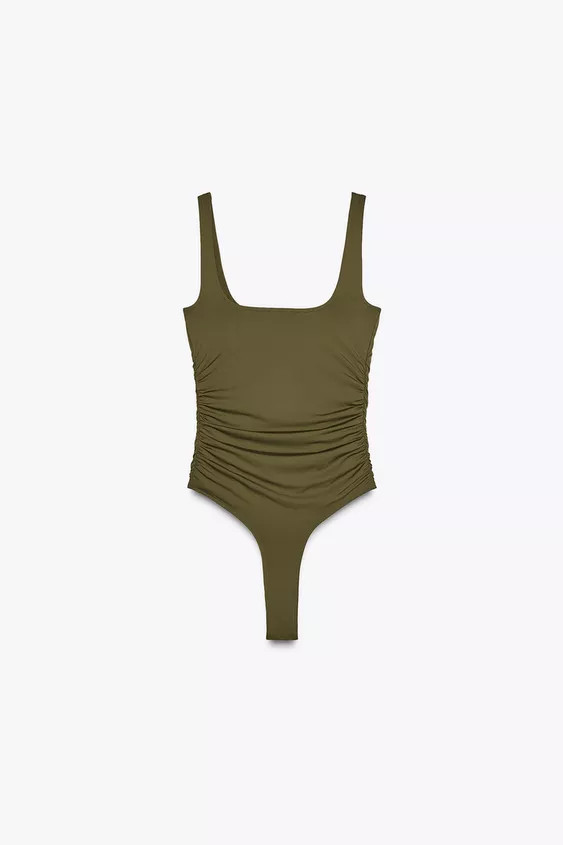 Strappy bodysuit with a square neckline and gathered side detail. Snap-button fastening at the bo... | Zara UK