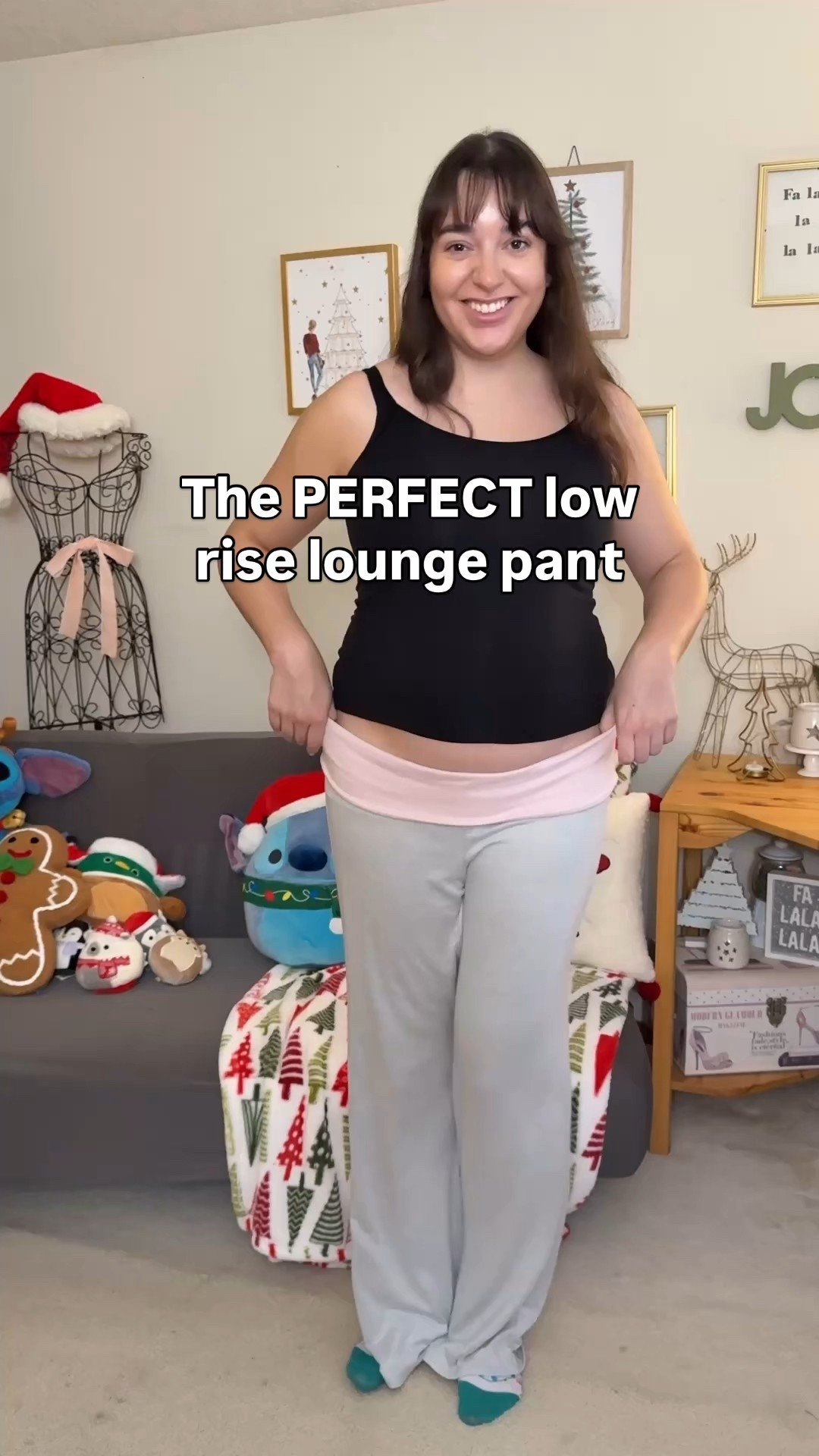 Sooo I went into @hollister in search of some cozy fold over leggings ( yoga pants for my fellow millennials and  zillenials) and found these! Not only are they BUTTER soft they’re the perfect rise and length for my frame! 

#LTKMidsize #LTKHoliday #LTKootd