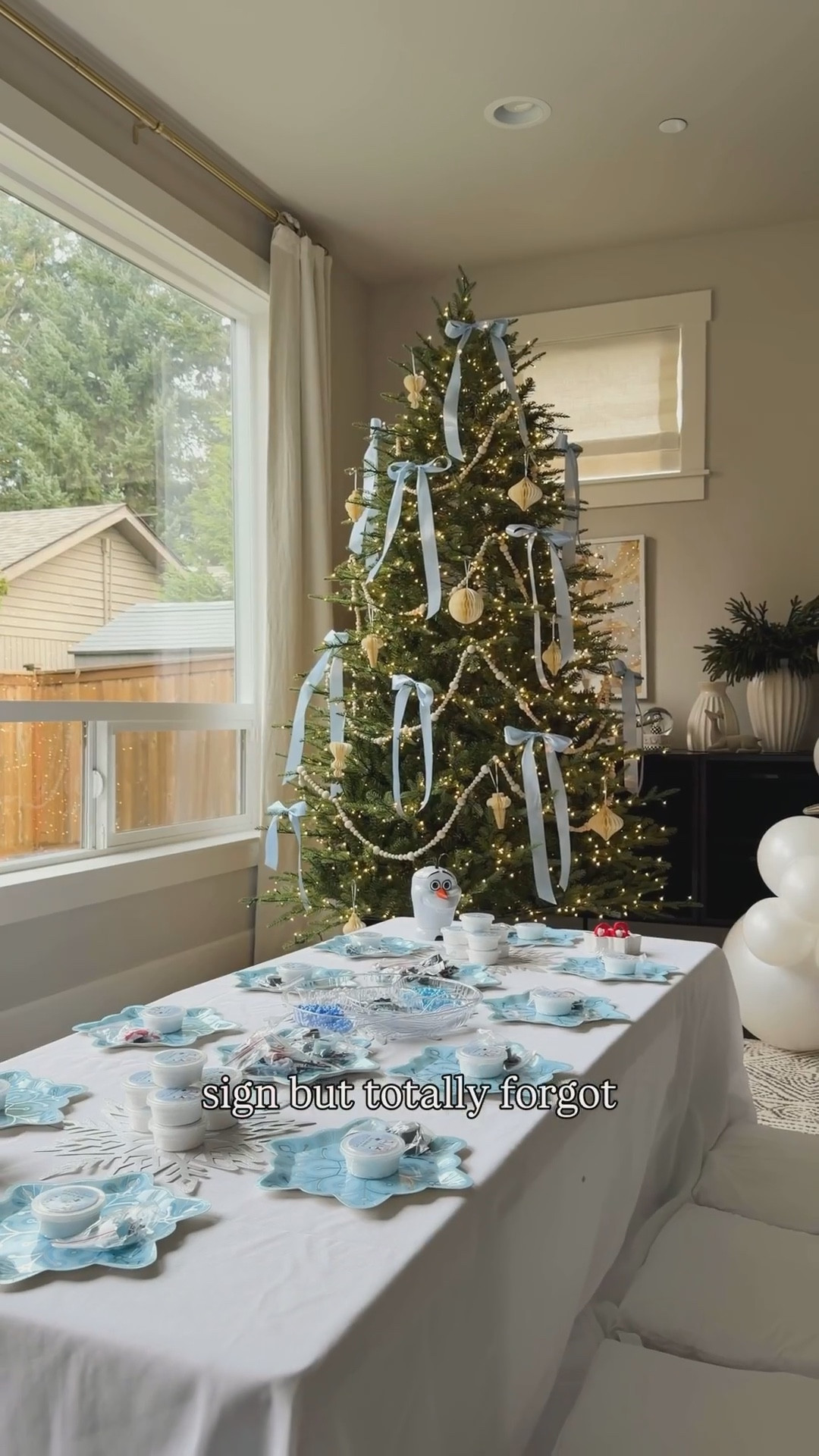 SNOWMAN CLAY CRAFT ☃️ This was a hit at lil sis’ Frozen themed birthday party (do you want to build a snowman?) but it would be perfect for any holiday/winter gathering or kids activity. Their snowmen turned out so cute.  I loved this craft kit since everything is individually packaged and organized and each snowman gets a scarf 🙌🏼🧣 #craftforkids #holidaycrafts #kidstable #frozenbirthdayparty

#LTKKids #LTKHome #LTKHoliday