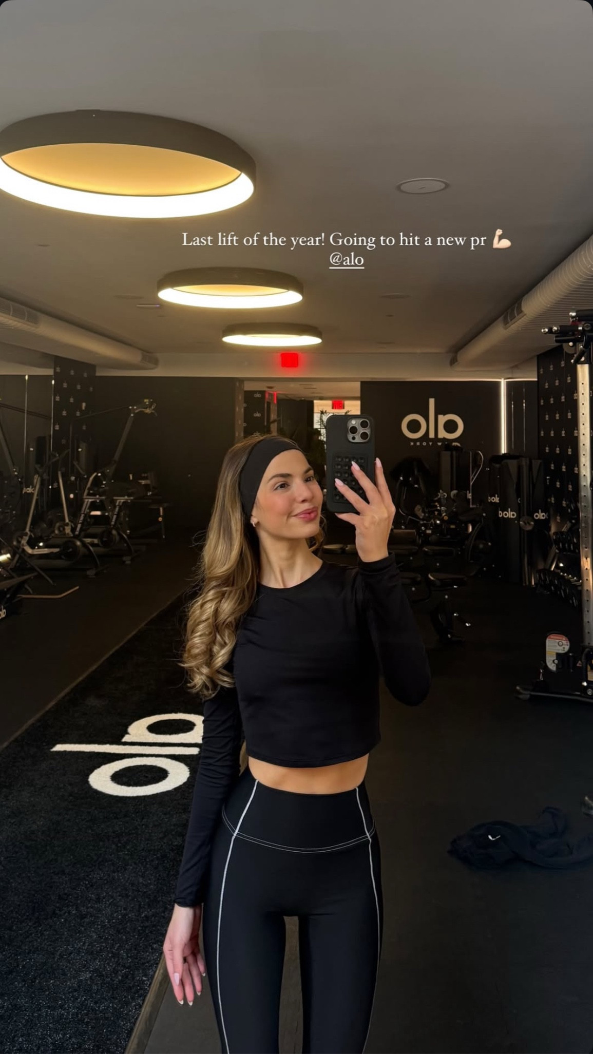 Last lift of the year! Going to hit a new pr 💪🏻

#LTKStyleTip #LTKActive #LTKFitness