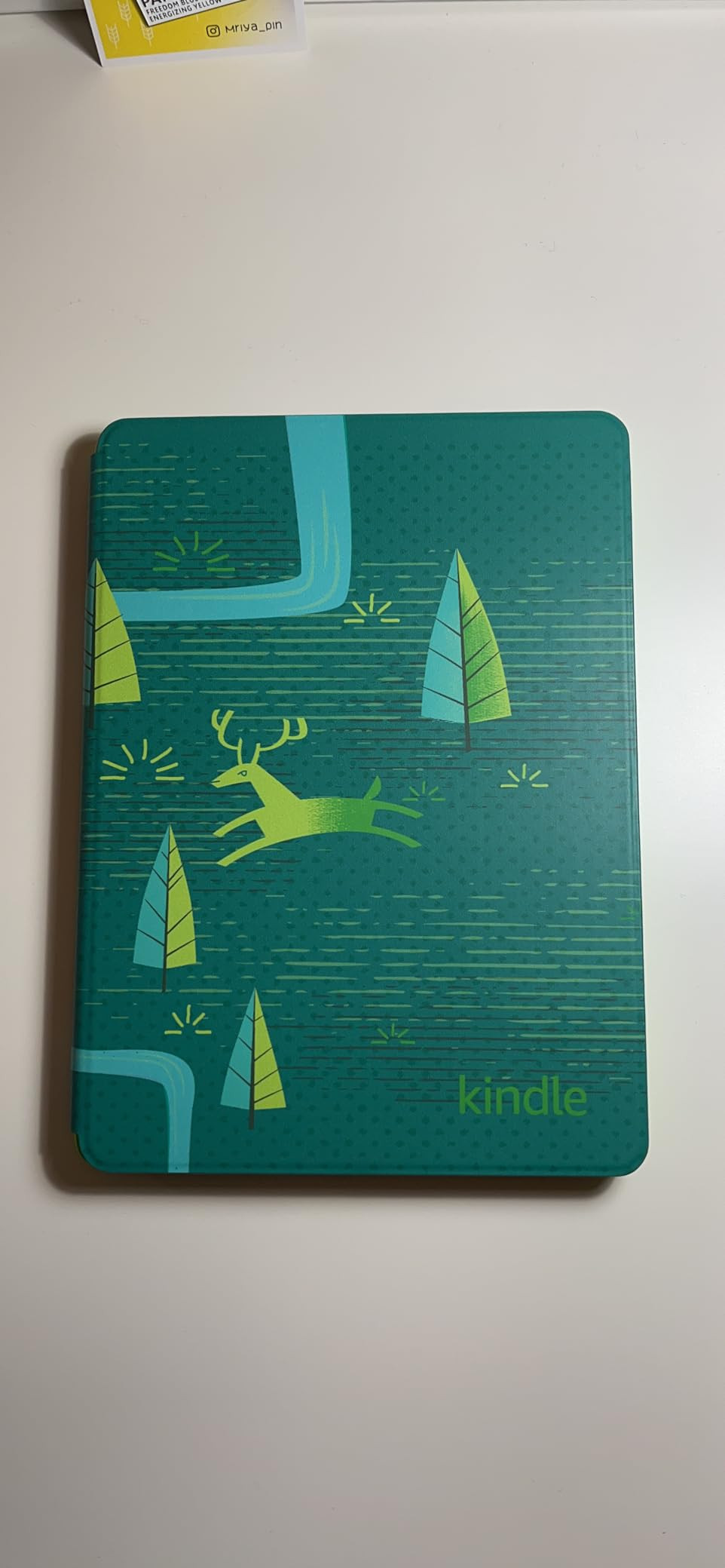 Kindle Paperwhite Kids – kids read, on average, more than an hour a day with their Kindle - 16 ... | Amazon (US)