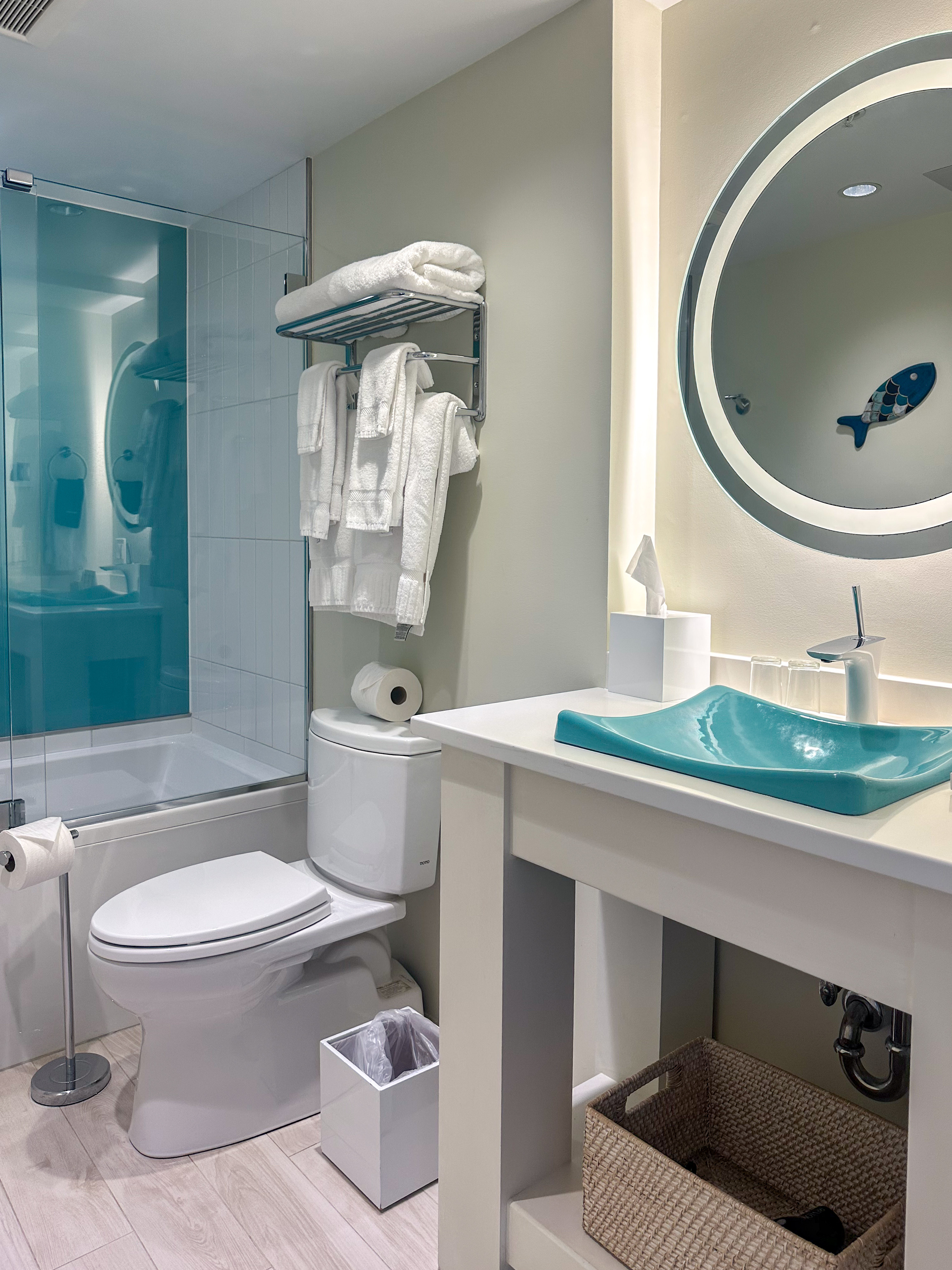 How to create vacation vibes at home. You don't have to wait for a getaway to feel like you've escaped. Here's how to recreate that resort look, at home. 

 #vacationvibesathome #vacationvibesdesign #LTKhome #LTKHome #LTKTravel