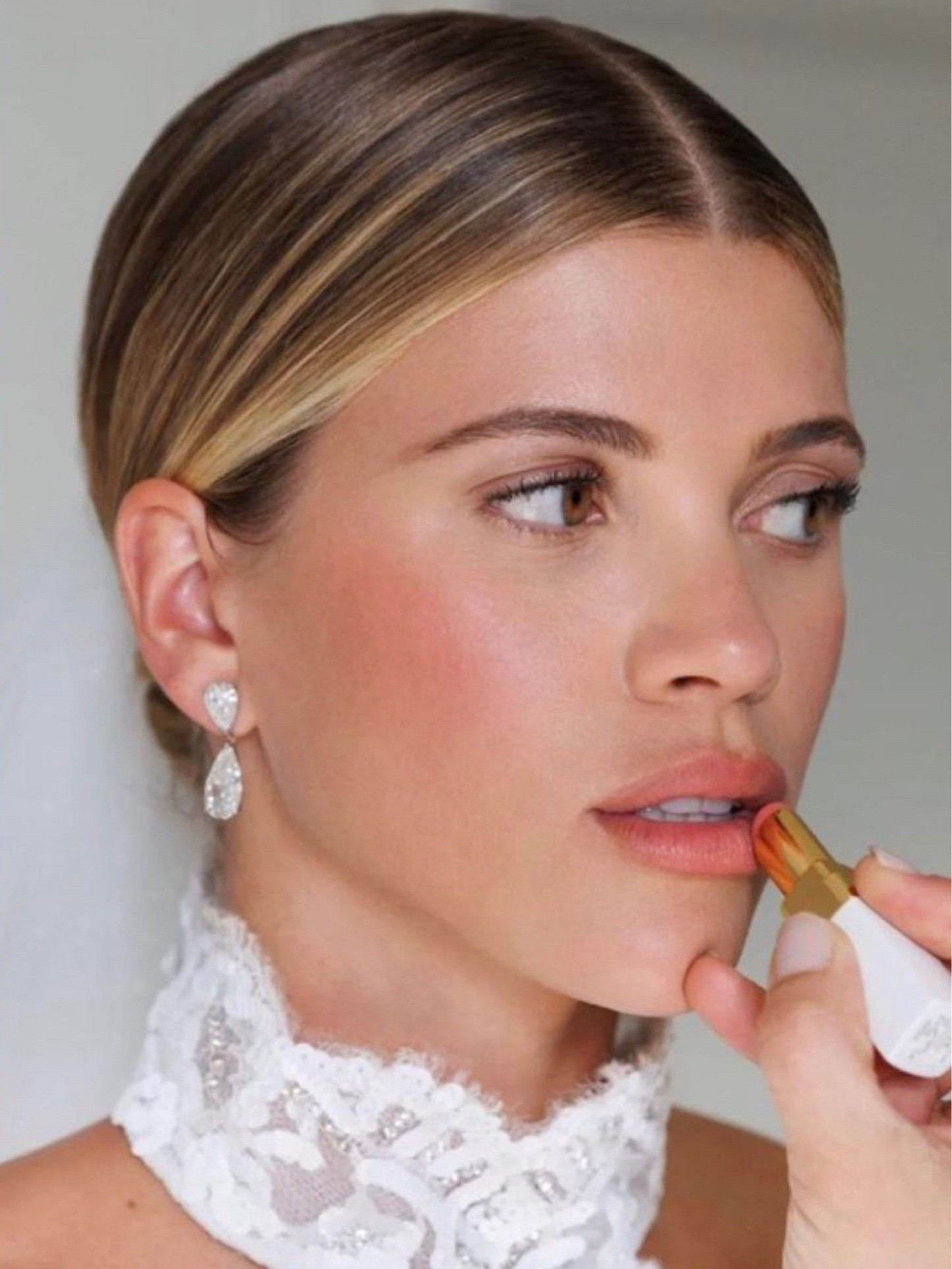 Sofia Richie Makeup wedding products linked #sophiarichie #weddingmakeup #sephora #chanel #dibbs #nudestix

#LTKbeauty #LTKFind #LTKwedding