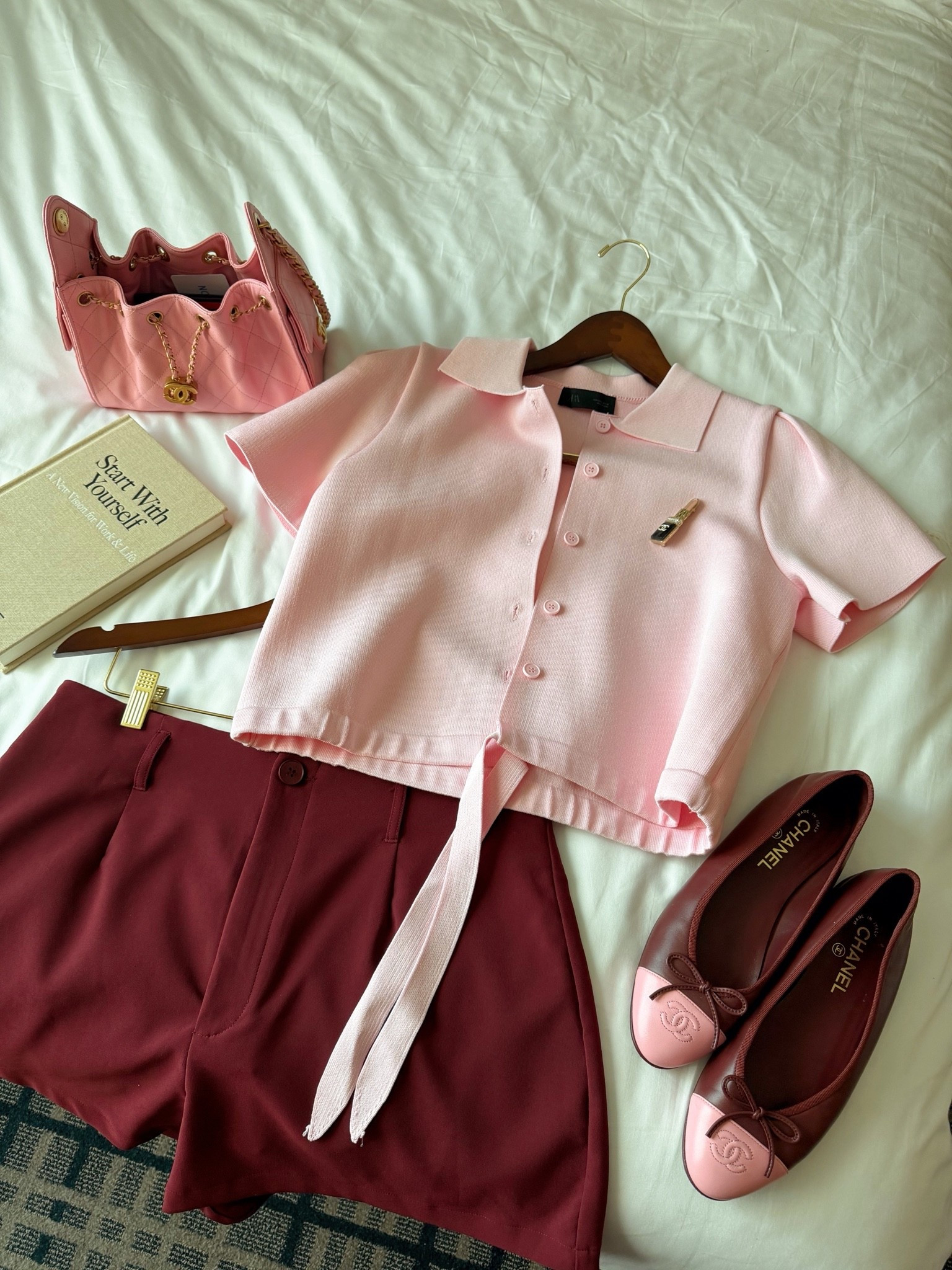 curvy midsize outfit for LTK con! wearing size large in pink top and burgundy shorts 🩷 flats are chanel!

#LTKCon #LTKSeasonal #LTKMidsize