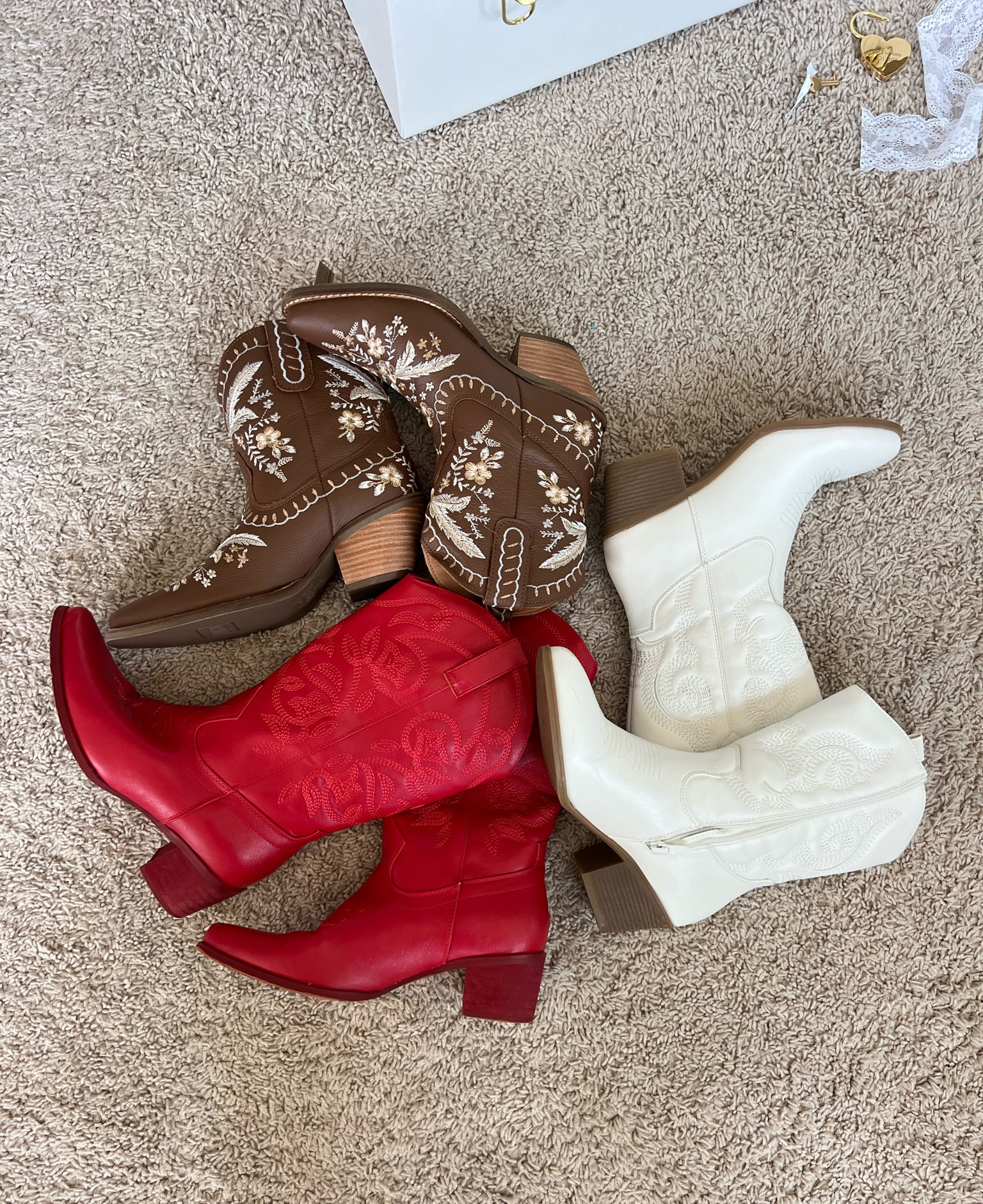 LOVE a good cowgirl boot ♥️

I get mine from Amazon! SO comfortable and look expensive! 

#amazon #cowboy #countryconcert #austin #texas #southern #western #ankleboot #midcalf

#LTKShoeCrush #LTKStyleTip #LTKU