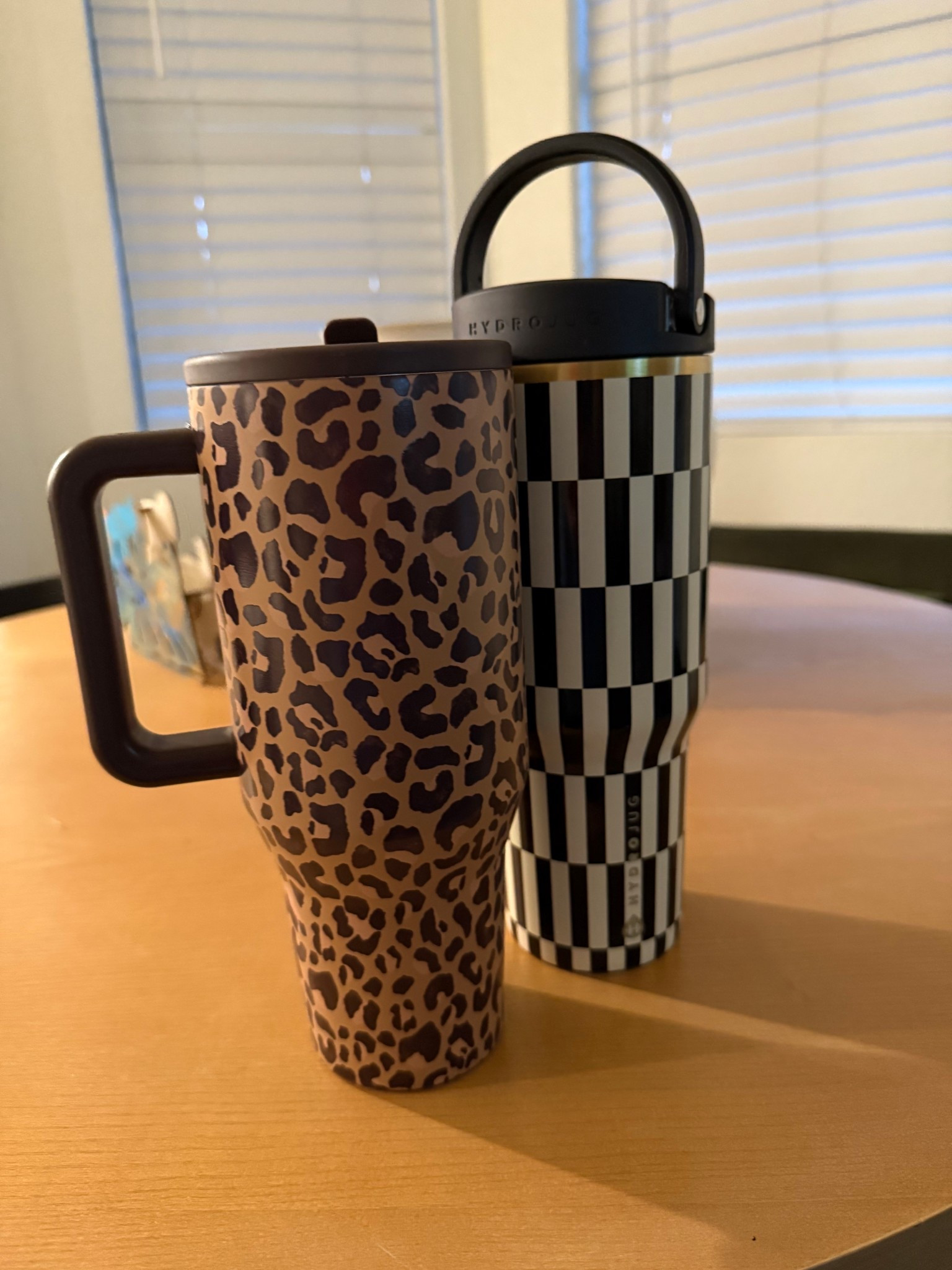 The new hydrojug collection launches 10.13!!!! So stinking cute 😍

#LTKActive #LTKSeasonal