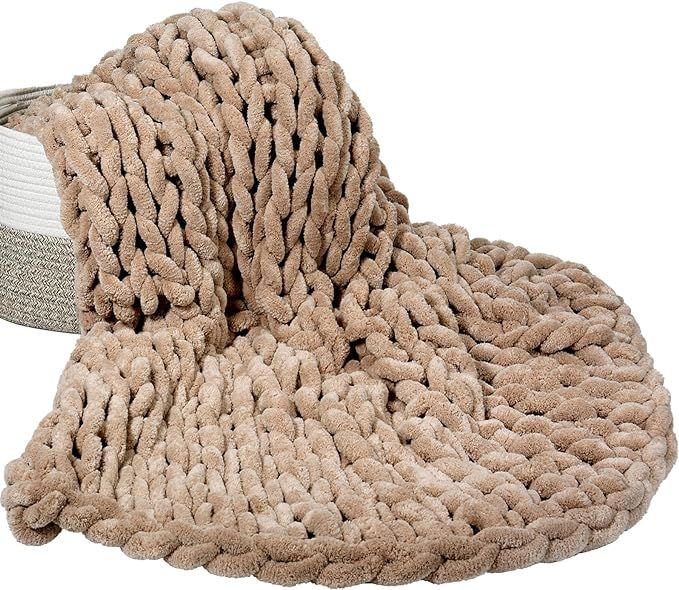 Spetime Chenille Chunky Knit Throw Blanket, Big Chenille Yarn Braided Crochet Throw Blanket: Hand... | Amazon (US)