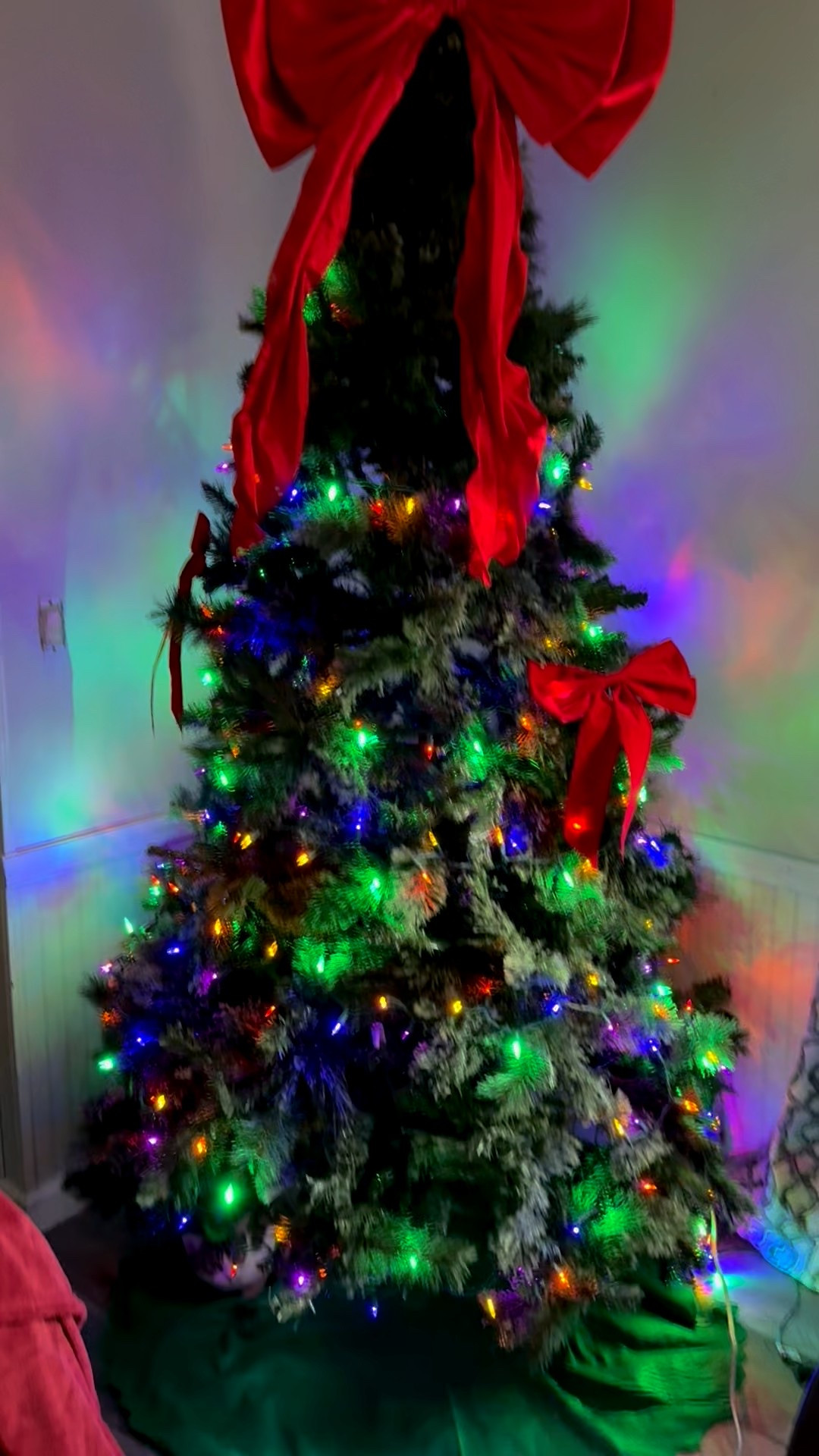 Mornings like these ! And that red bow 

#LTKSeasonal #LTKHome #LTKHoliday