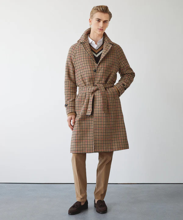 Italian Belted Balmacaan in Tan Houndstooth | Todd Snyder