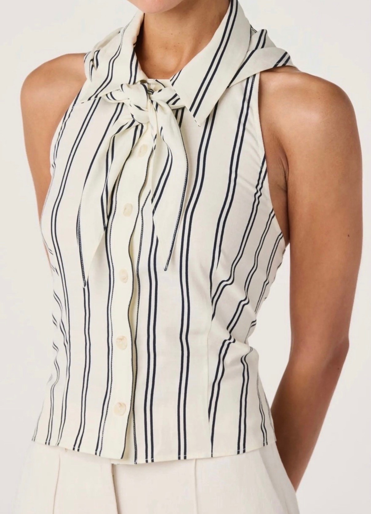 Halter top
White jeans

#LTKootd #LTKgrwm