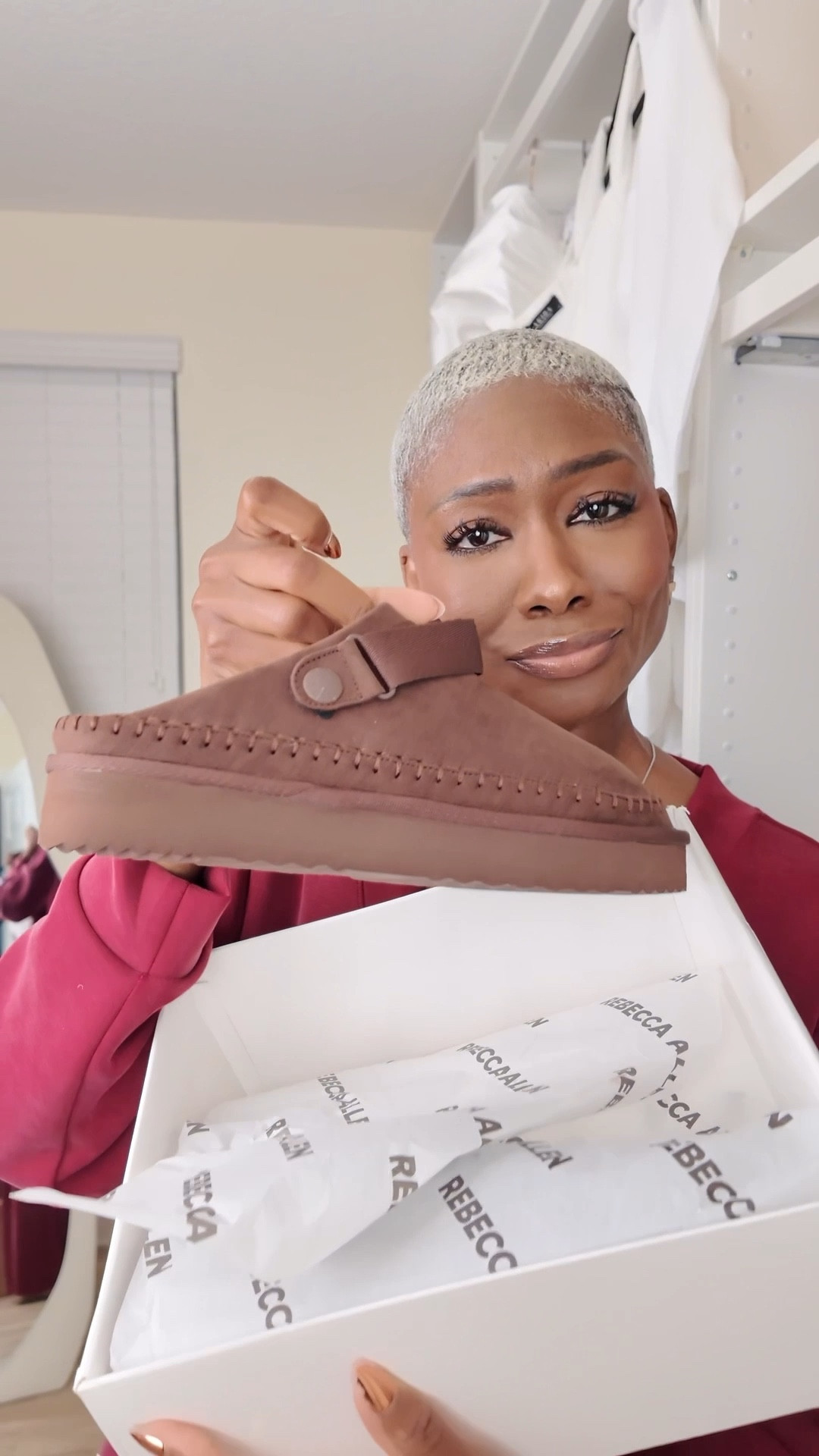 Rebecca Allen #slippers #gifts 

#LTKHoliday #LTKGiftGuide #LTKFindsUnder100
