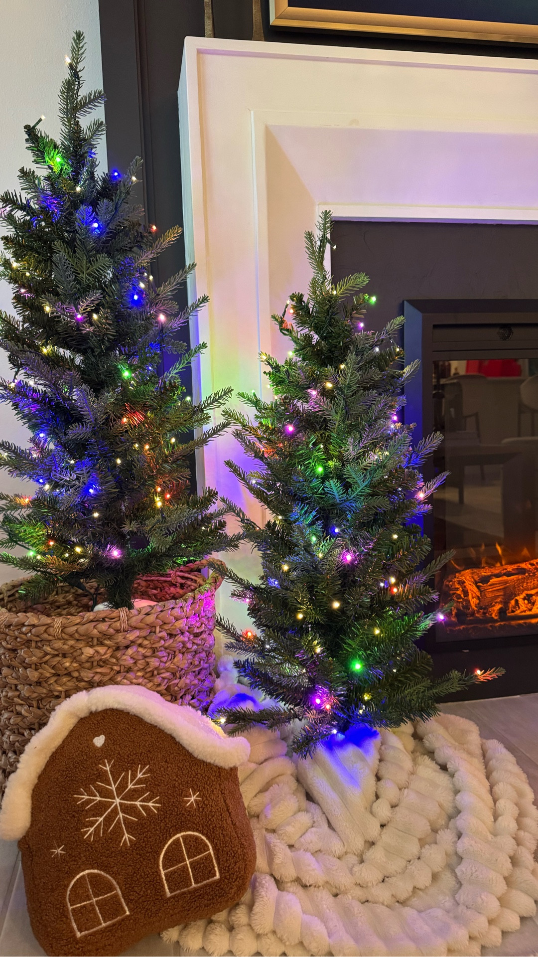 Viral mini twinkling set of two Christmas trees #christmas

#LTKSeasonal #LTKHome #LTKFindsUnder100