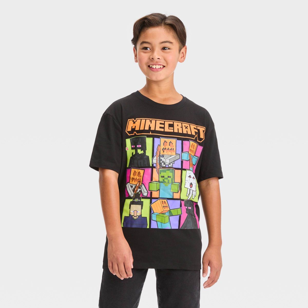 Boys' Minecraft Halloween Short Sleeve Graphic T-Shirt - Black | Target