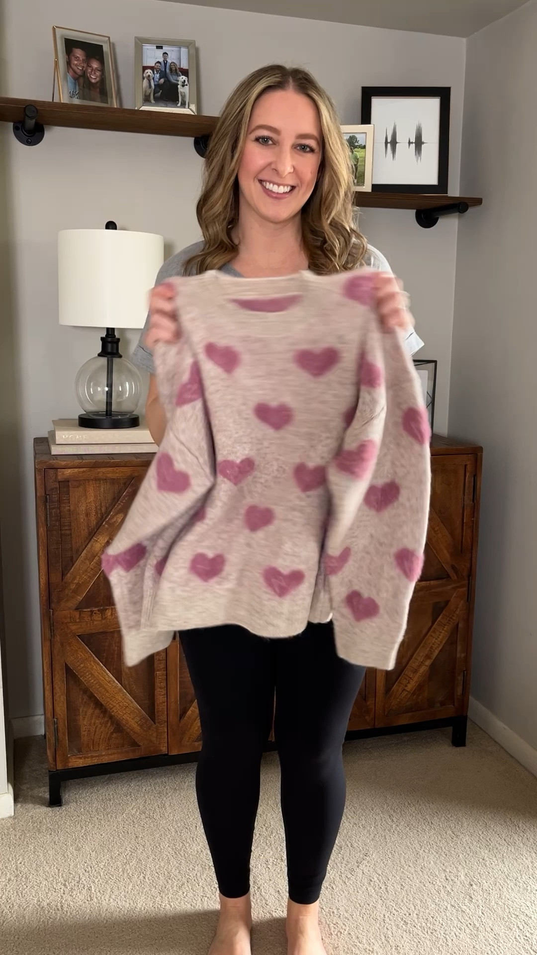 Valentine’s Day outfit // date night outfit // Galentine’s day // holiday outfit // winter fashion 
