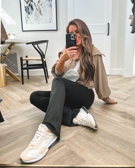 This oversized and gorgeous pullover inspired by varley has been a fad of mine to wear Sz small
Love these high rise leggings 
Sz small
New Nike sneakers air max 
Travel outfit idea 
Save 15% at Tarte code KIM
 

#LTKshoecrush #LTKSeasonal #LTKstyletip