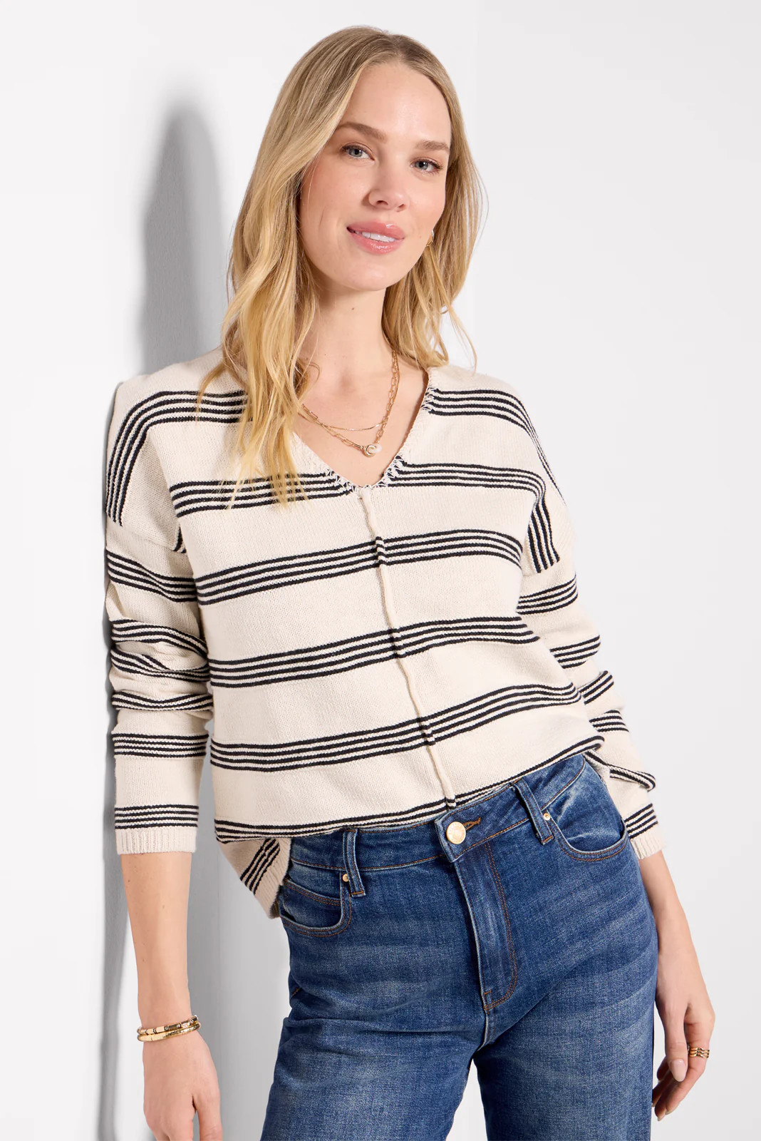 Easy V Neck Sweater | Evereve