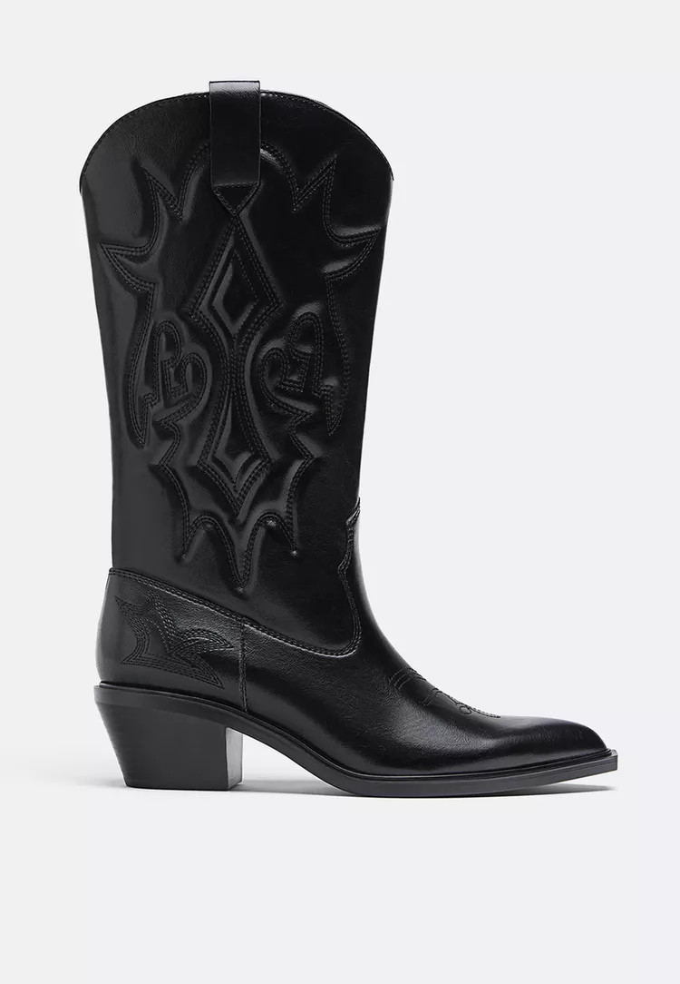 Heeled cowboy boots - Women's fashion | Stradivarius United Kingdom | Stradivarius (UK)