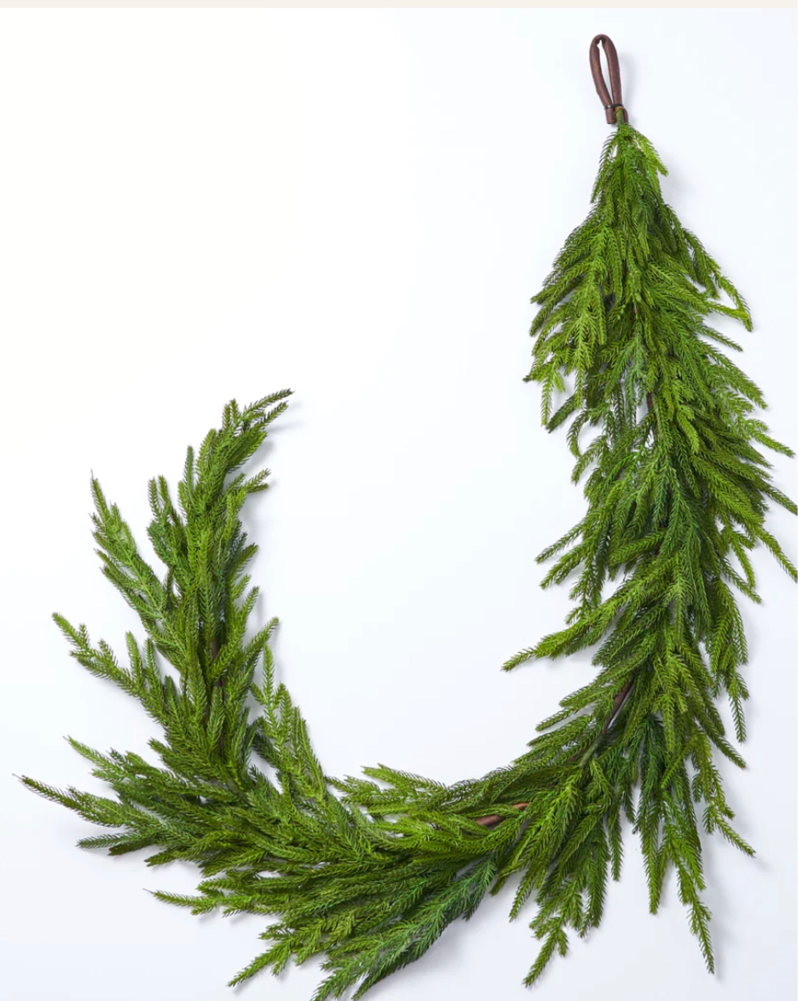 Christmas Garland 

#LTKSeasonal #LTKHoliday #LTKhome