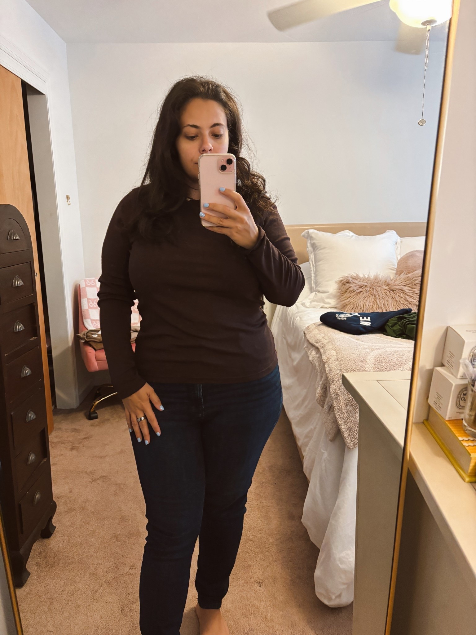 The perfect, plain brown tee for layering this fall

#LTKFindsUnder50 #LTKStyleTip