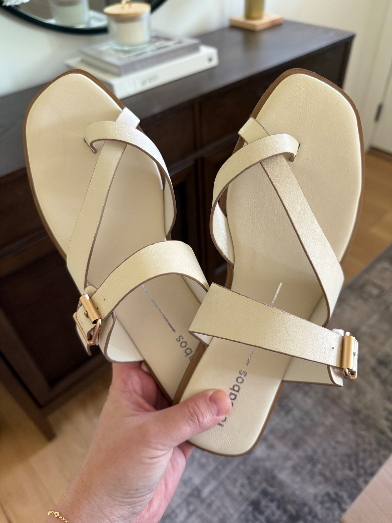 These flat sandals are so comfy & versatile!
.
.
.
White sandal, ivory sandal, brown sandal, comfortable sandle, mid size, narrow feet, vacation style, beach, target, amazon, dsw 

#LTKTravel #LTKShoeCrush #LTKOver40