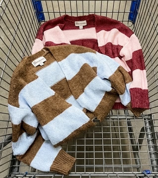 The ADORABLE cardigans just dropped at Walmart!🙌 These are great for wearing with leggings