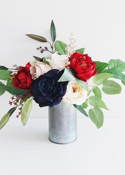 Metal Norah Vase - 7.25" | Afloral (US)