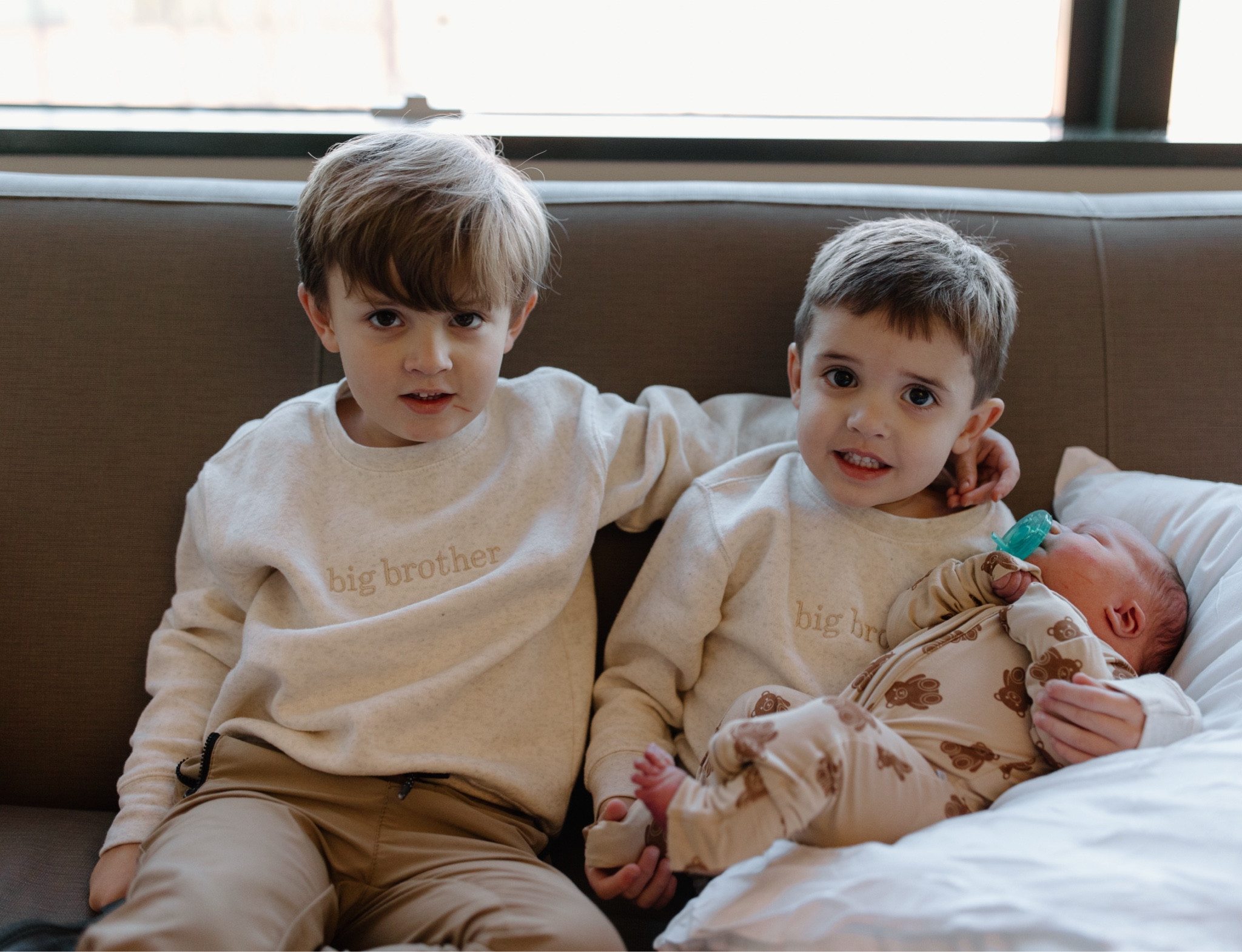 My big boys meeting my smallest boy. 🤎🧸 LOVED these simple “Big Brother” sweatshirt! 

#LTKkids #LTKbump #LTKbaby