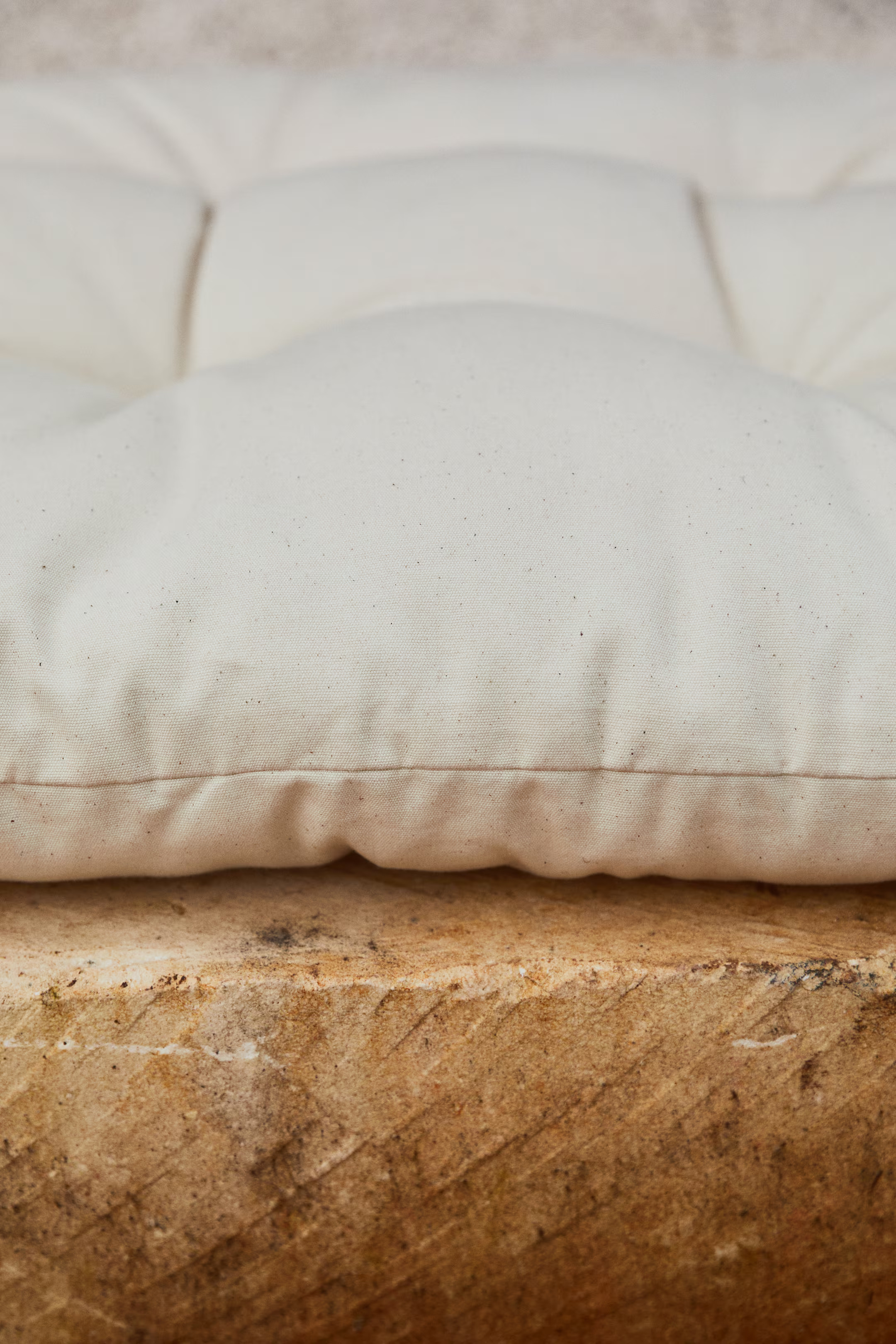 Outdoor Floor Cushion | H&M (US + CA)