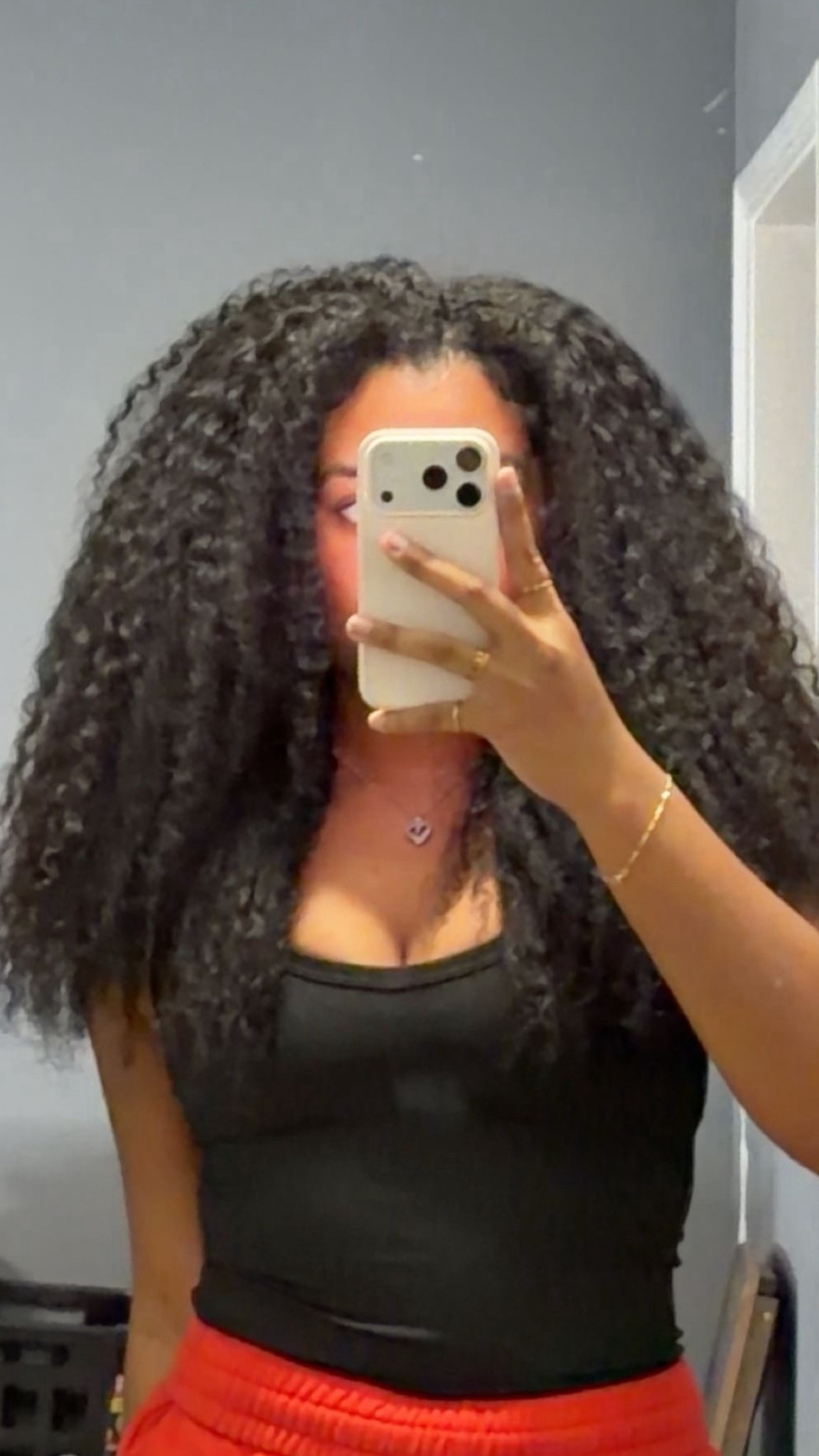 Day 6 curls and they still look this good ✨🩷
Showing off my curls and linking all the hair products I used that help with definition, moisture, and long-lasting hold.
These are staples in my routine that keep my curls looking fresh for days, not just wash day.
Everything is linked so you can recreate this curl routine 🤍

🛒 Tap to shop my curl products.


#LTKFindsUnder50 #LTKBeauty #LTKU