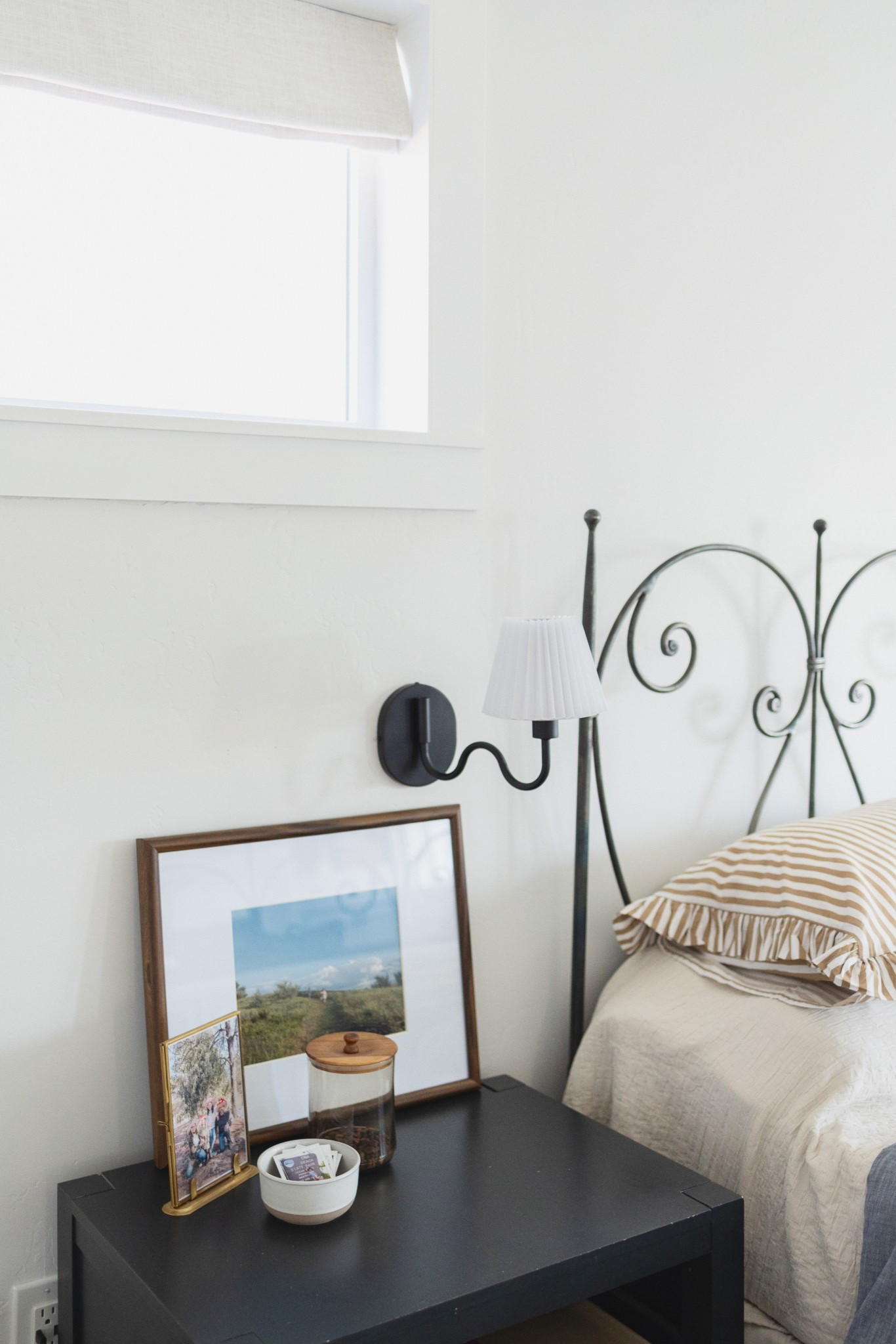 The cutest squiggle arm sconces (affordable, too)!

#LTKHome