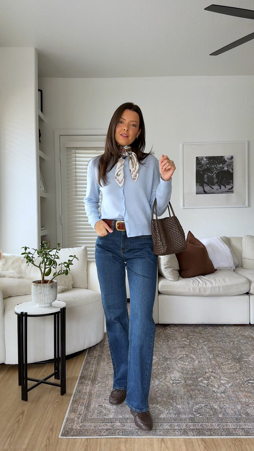 I’m 5’7” wearing size 25 reg in the jeans and small in the cardigan  

#LTKSeasonal #LTKootd