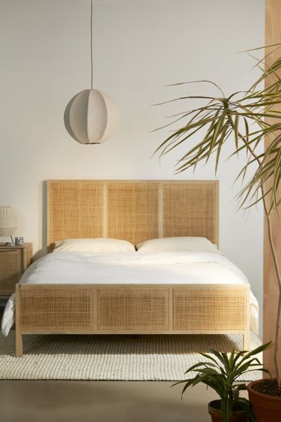Ivy Bed | Urban Outfitters (US and RoW)