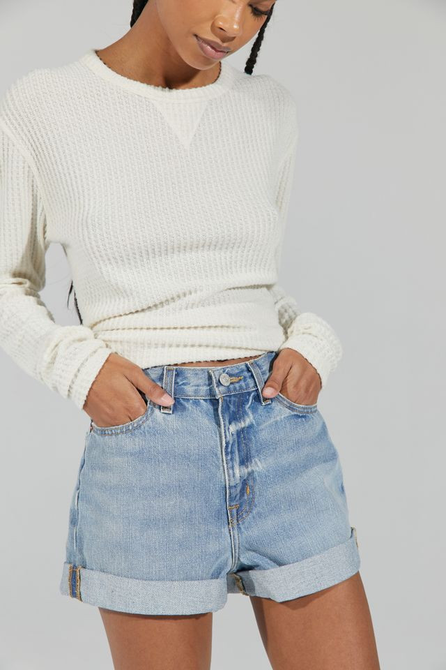 BDG High-Waisted Mom Short – Light Blue Wash | Urban Outfitters (US and RoW)