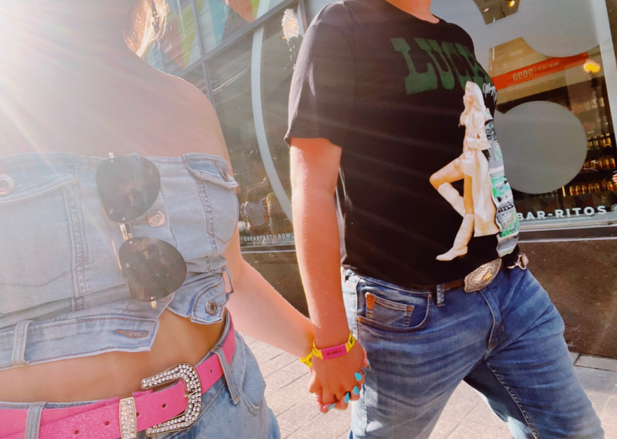 DAY ONE LOLLAPALOOZA🎶🎀🏙️🤠✨🪩🌾💋

#LTKStyleTip #LTKTravel #LTKFindsUnder50