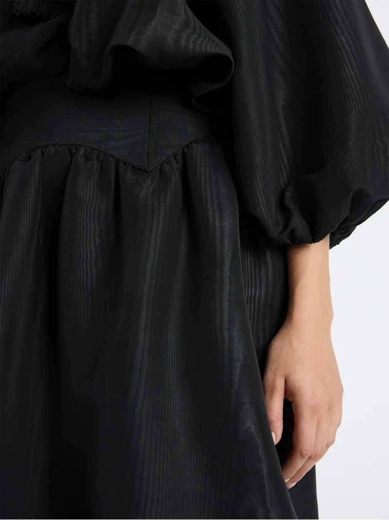 Free Assembly Women's and Women's Plus Shirred Yoke Midi Skirt, Size 0-26 | Walmart (US)