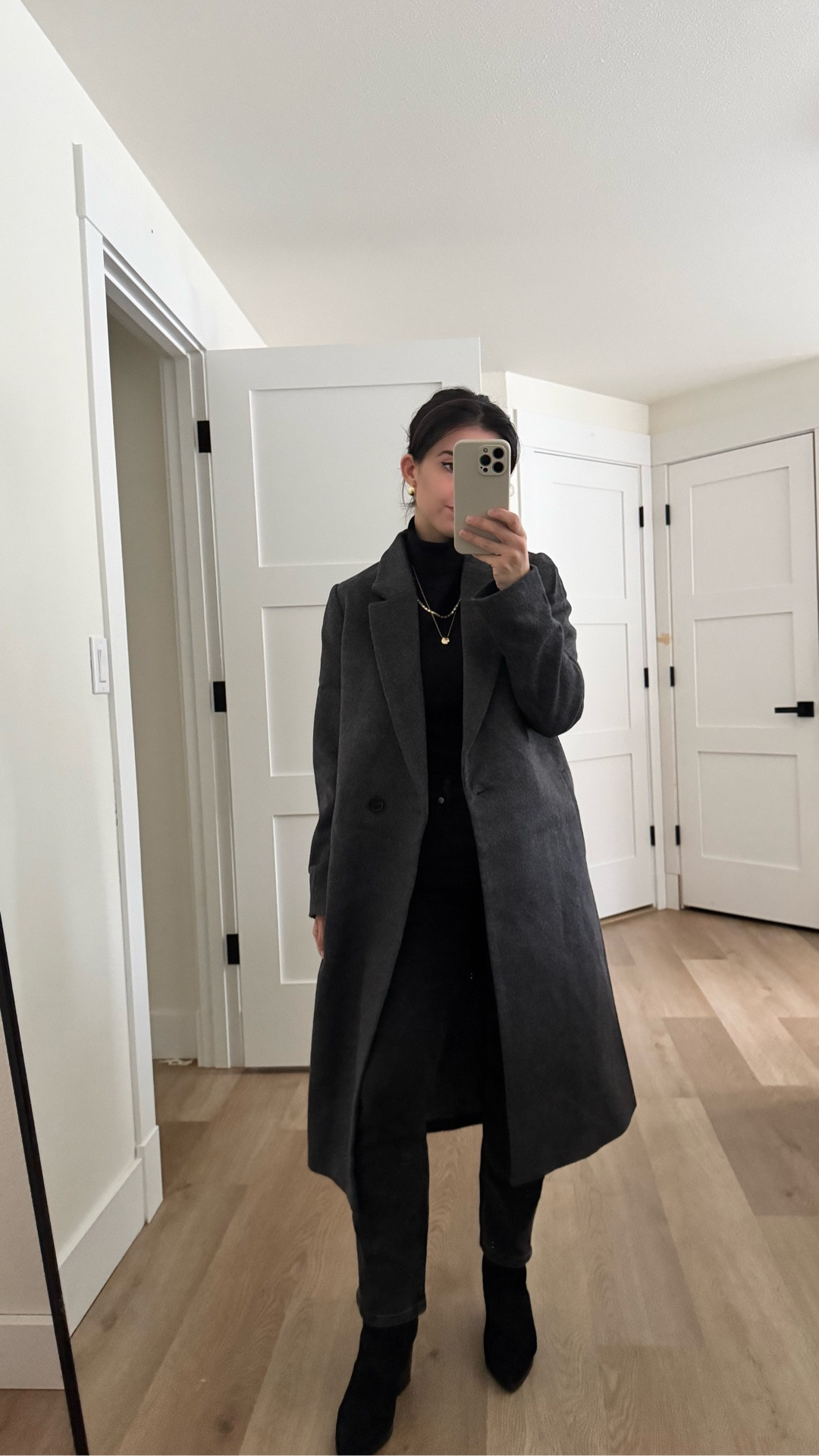 Quince coats review on my petite body! I’m wearing everything in XS 

#LTKSaleAlert #LTKHoliday #LTKPetite