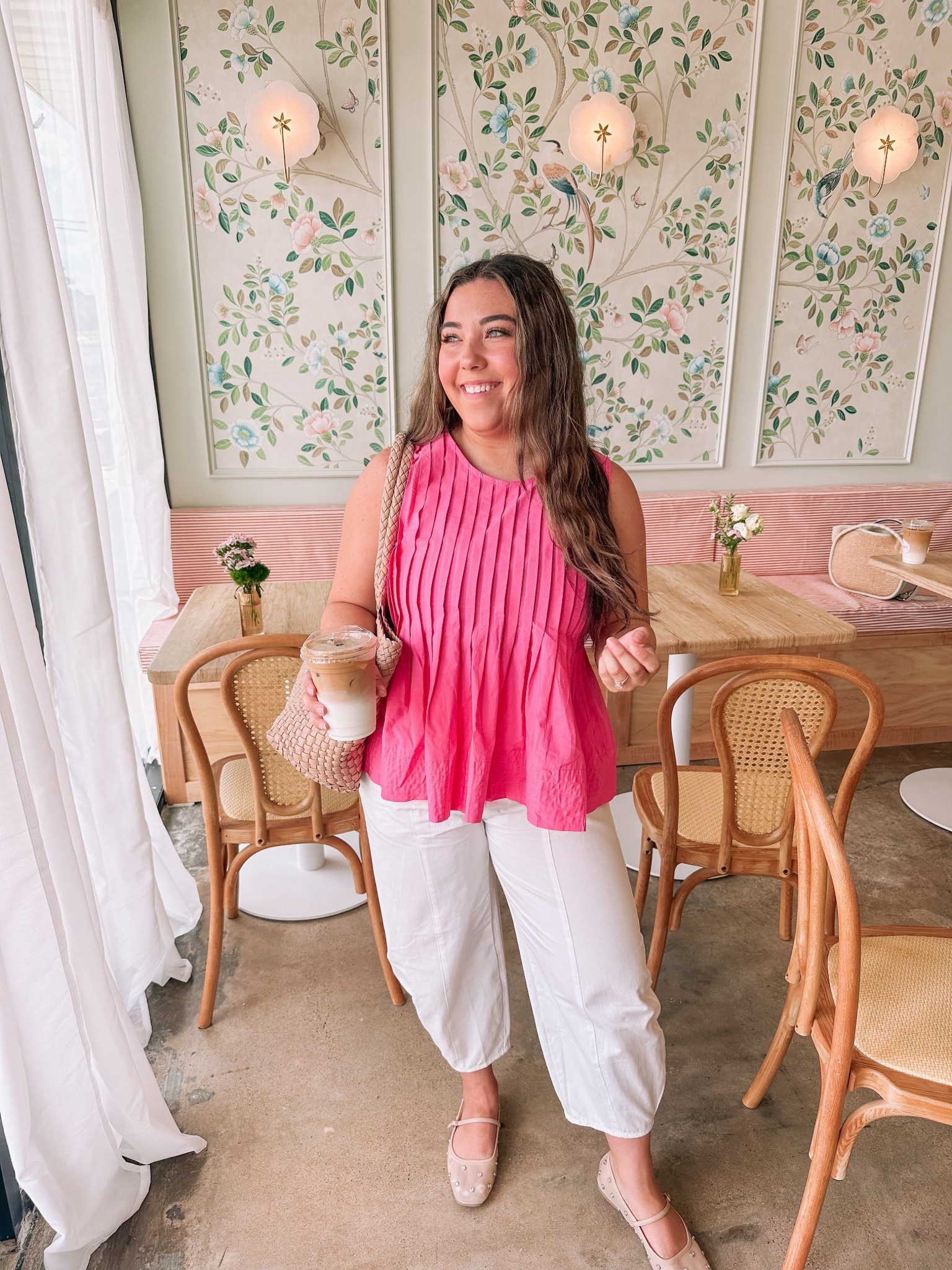 Cute and comfy summer outfit! Wearing size L in top and M in pants! Perfect if you’re petite! 

#LTKStyleTip #LTKSeasonal #LTKPetite