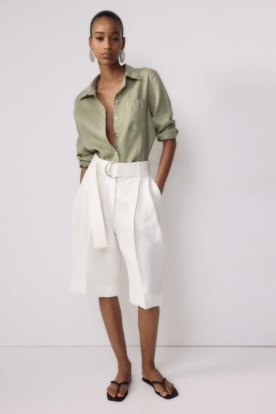 Chemise en lin - Manches longues - Longueur classique - Vert kaki clair - FEMME | H&M FR | H&M (FR & IT & ES)