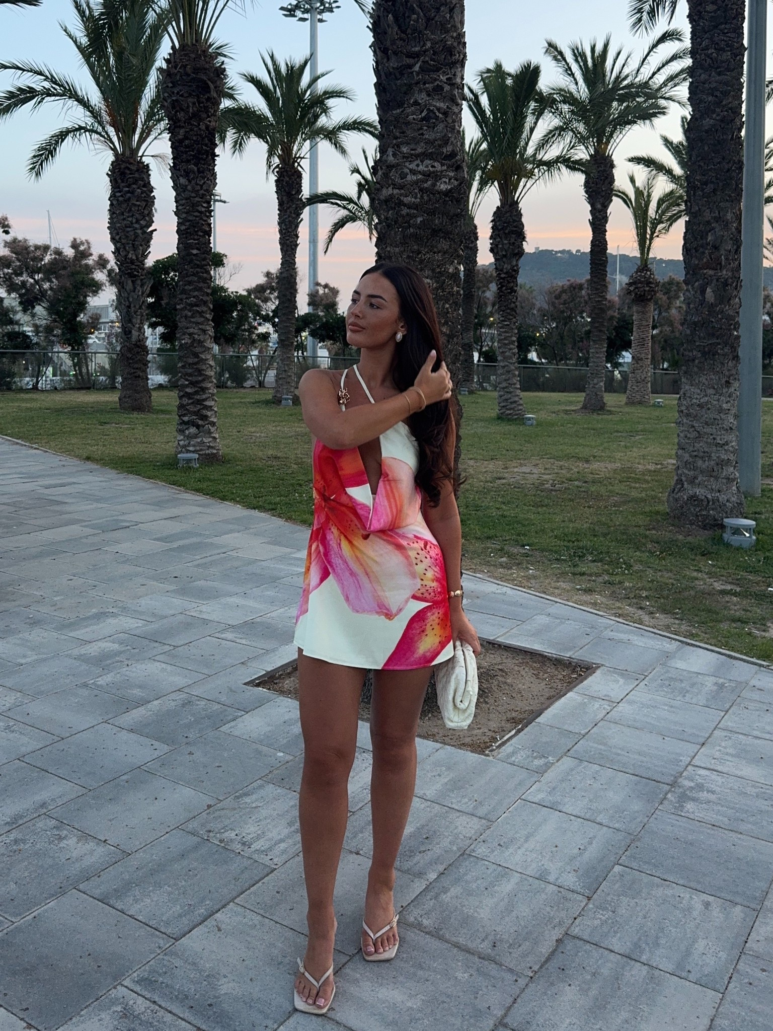 I wear a size 8 in the dress 🌸

Summer dress, mini dress, floral dress, backless dress, euro summer outfits, summer outfit, holiday dress, holiday outfit, PepperMayo, boohoo

#LTKsummer #LTKeurope #LTKdresses