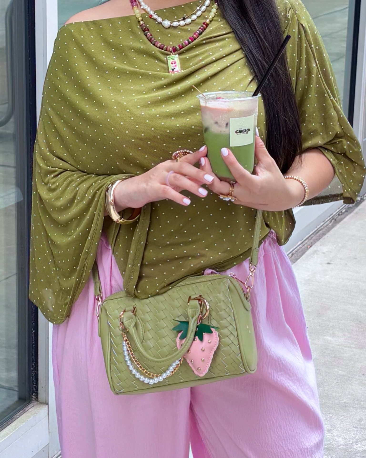Tarse bloomer pants are a higher quality linen pants. The others linked are the ones I am wearing and they are just fine with nude underwear. ￼

#LTKootd #LTKPetite