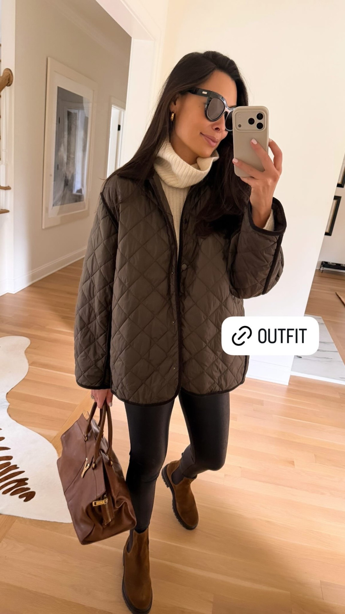 Quilted jacket, winter outfit, snow boots, leggings. 

#LTKdayinmylife #LTKootd #LTKTravel