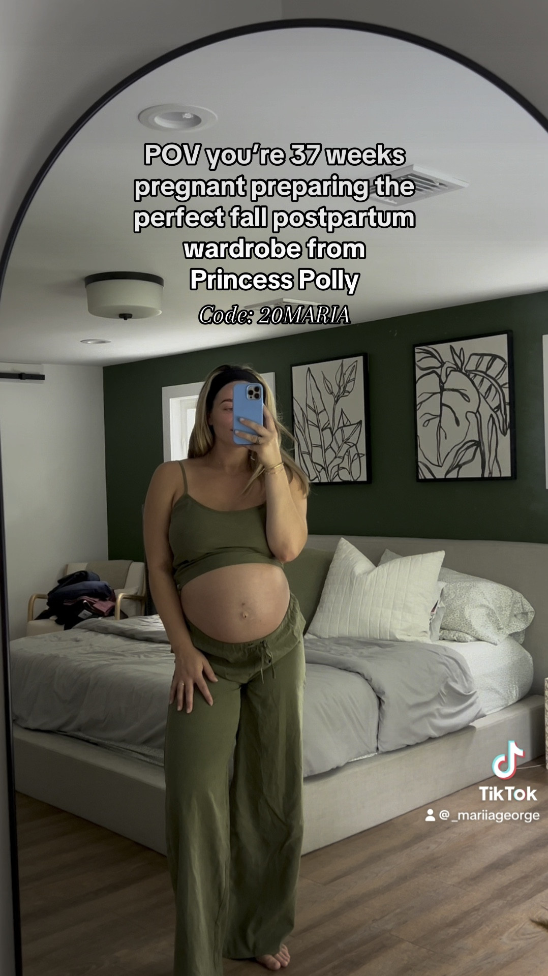 Fall postpartum wardrobe loading 

Postpartum fashion, mom fall fashion, pregnancy fall fashion 