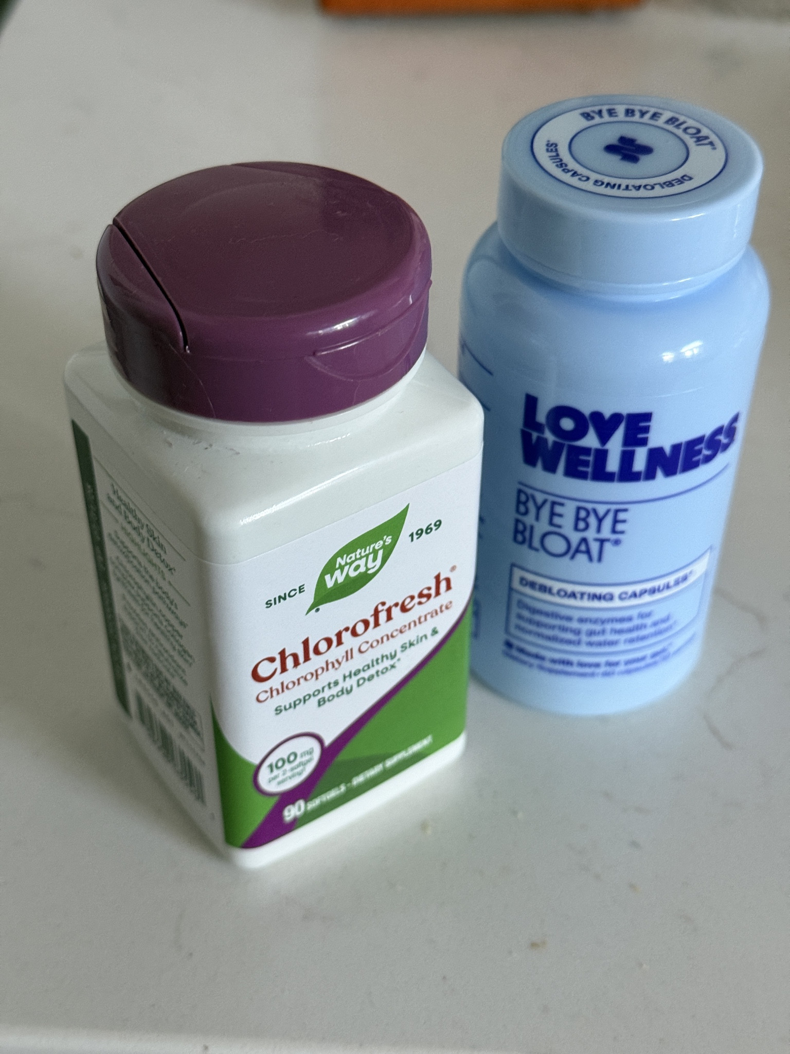My daily supplement routine that keeps me feeling my best all day. This combo of my go-to chlorophyll and bloating supplements has helped so much with digestion, bloating, and overall wellness.
#ltkwellness #guthealthmatters #healthroutine #dailyhabits #feelgood #supplements

#LTKgrwm #LTKdayinmylife #LTKmorningroutine