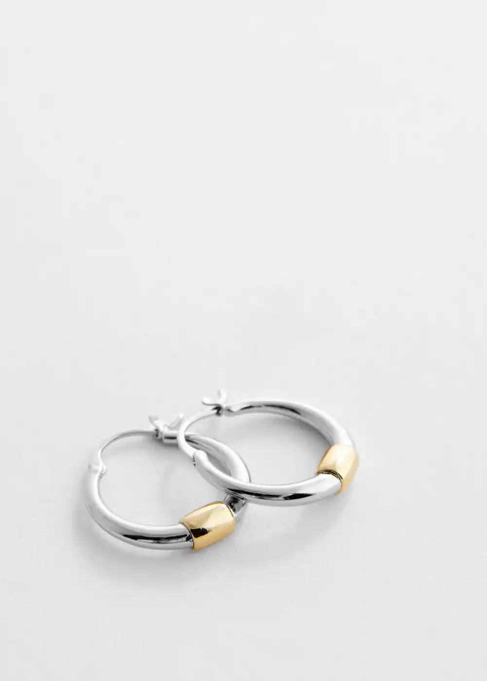 Gold and silver plated hoop earrings | MANGO (US)