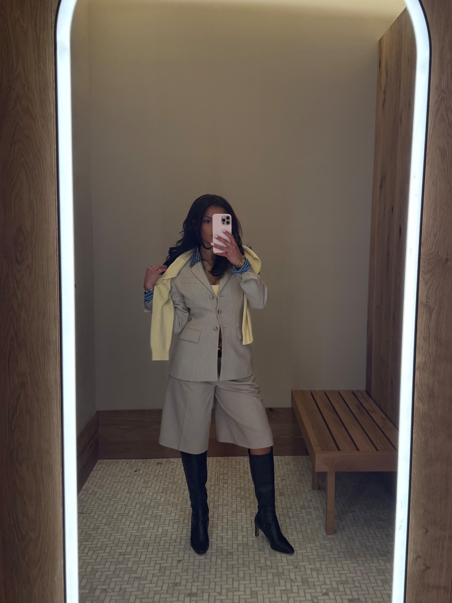 Spring yellows and blues 🌼💙