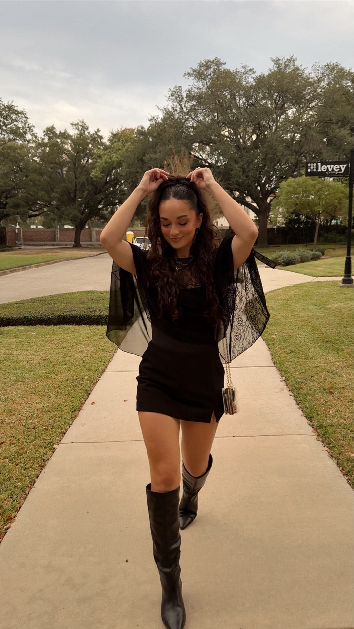 ootd to see @tatemcrae & din at @candentehtx 🍸🖤 I would’ve walked down the aisle to this song if it was out when I got married tbh (kidding, but not kidding)

Boots are from target last year but I linked a version that they have now that are the same!

Concert outfit, Tate McRae concert

#concertootd

#LTKSeasonal #LTKFindsUnder50 #LTKHoliday