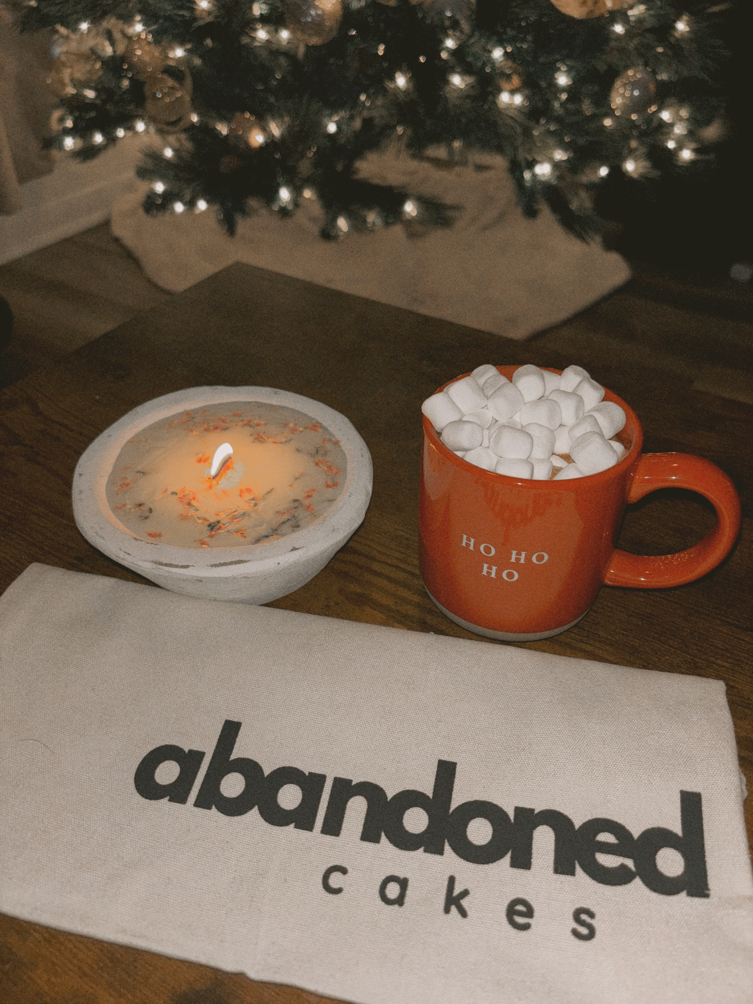 I’m loving the warm and cozy vibes the wooden candle collection from @abandonedcakes adds to our living room this holiday season✨
PLUS, they were generous enough to give me and my followers a discount code that will be active on Black Friday and through the weekend! Code: BFxCM

@shop.ltk #liketkit #ad

#LTKGiftGuide #LTKCyberWeek #LTKHome