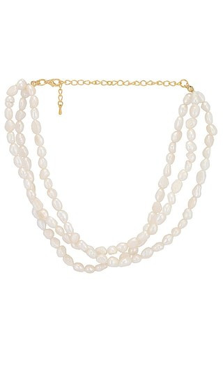 petit moments Bloom Necklace in Ivory. | Revolve Clothing (Global)