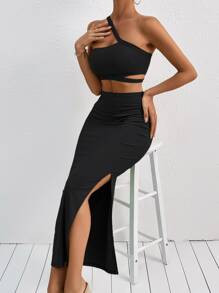 One Shoulder Cut Out Top & Split Thigh Skirt
   SKU: sw2207132025387559      
          (164 Revi... | SHEIN