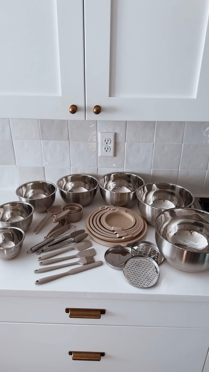 Viral mixing bowl set

#LTKhome #LTKsalealert #LTKVideo